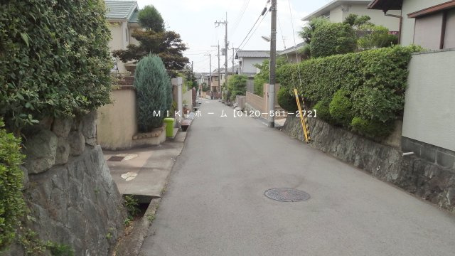 箕面市粟生外院４丁目　土地の周辺