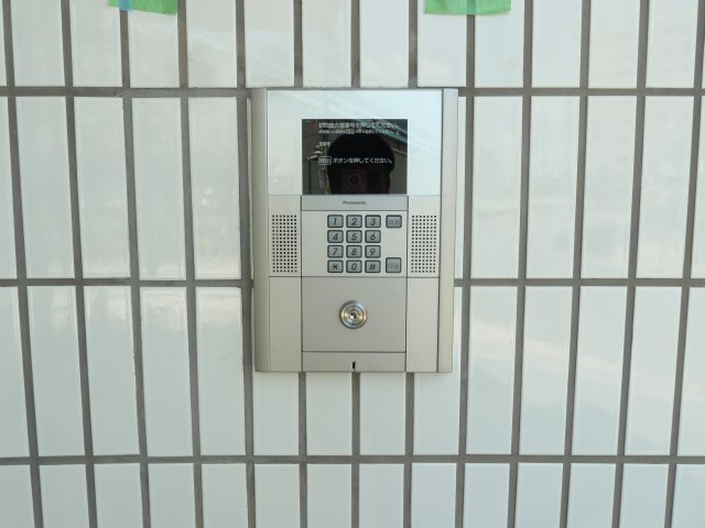 習志野市奏の杜１丁目の賃貸マンションのエントランス|オートロック完備で安心ですね