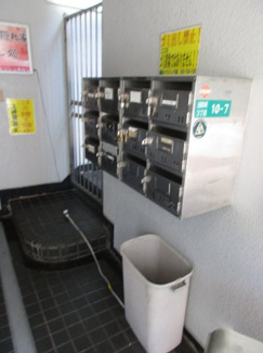 【エントランス】