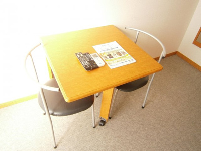 【設備】 | 千葉 | テーブル・椅子