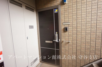 【エントランス】