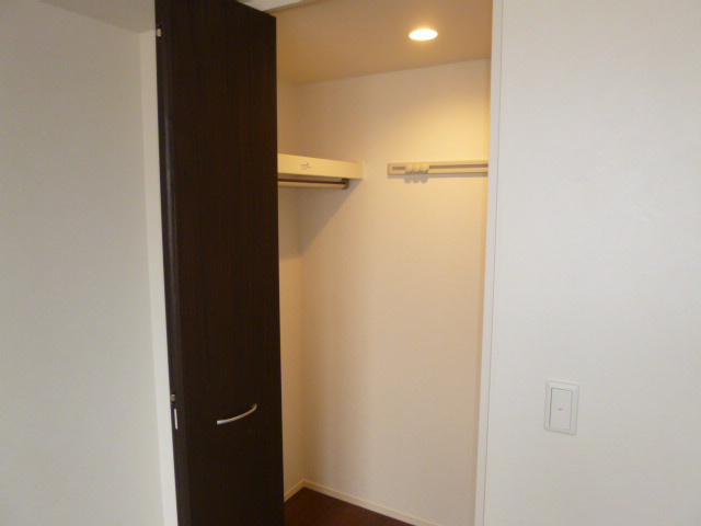 イーリオの収納|クローゼット