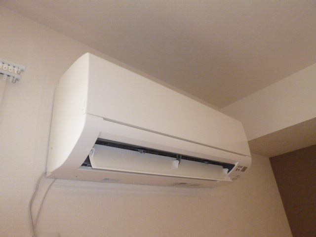 イーリオの内装|エアコン