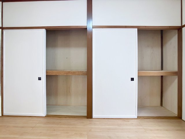 山家町1-6-27 貸家（西）の収納