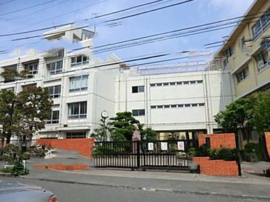 【周辺】 | 宮前平グリーンハイツ１７号棟 | 向丘中学校