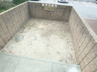 【バルコニー】 | フルール・ド・スリジェ