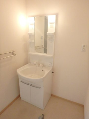 【独立洗面台】 | フルール・ド・スリジェ