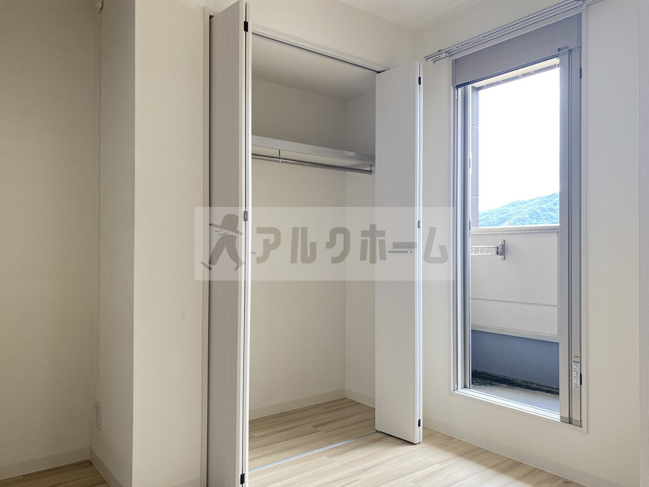 アリーバ上市の収納|アリーバ上市（クローゼット）