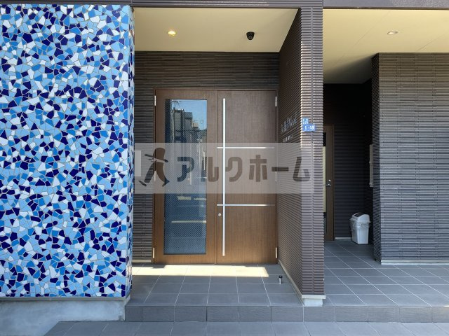 アリーバ上市のエントランス|アリーバ上市（エントランス）