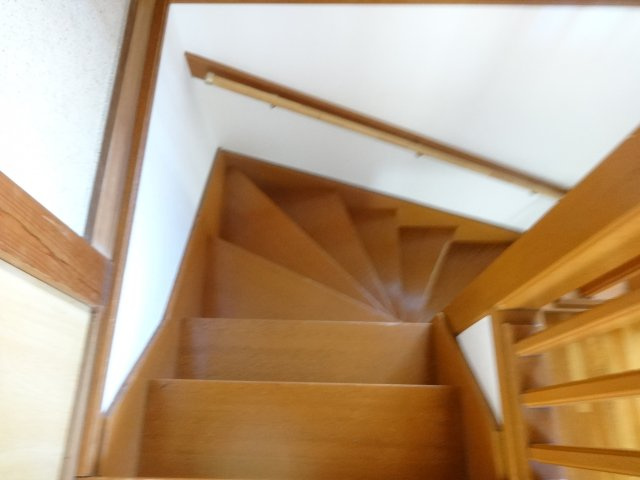 岡本邸のその他|階段