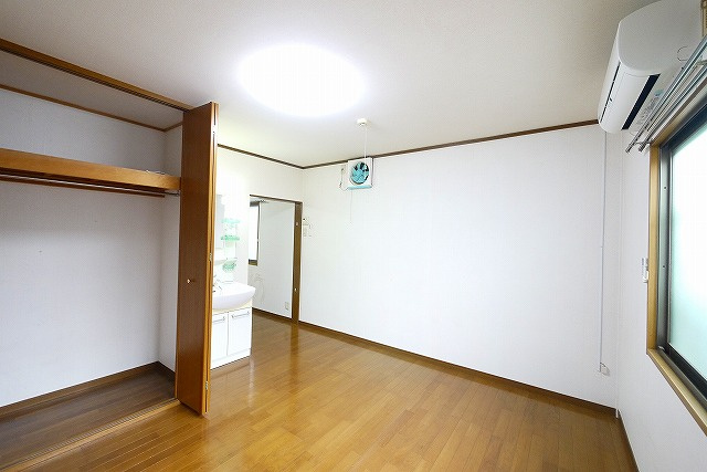 桜館の洋室|ゆったりした洋室です