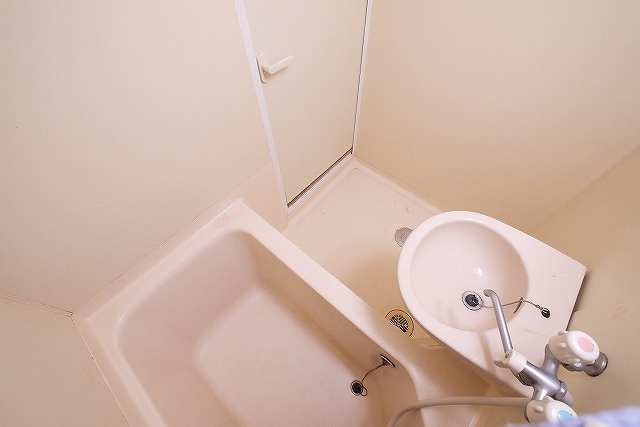 桜館の浴室|ゆったり過ごせるお風呂です