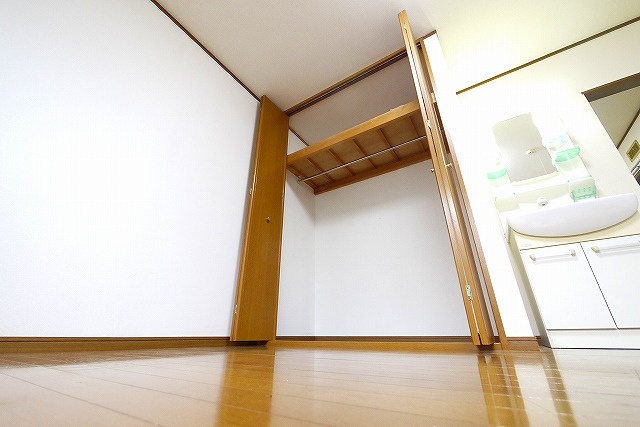 桜館の収納|収納スペースも充実しています