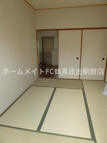 レジデンス鶴美の和室