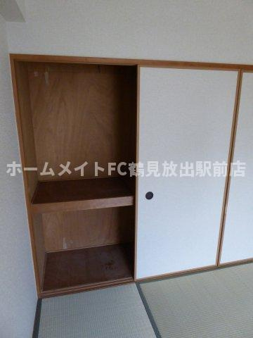 レジデンス鶴美の収納