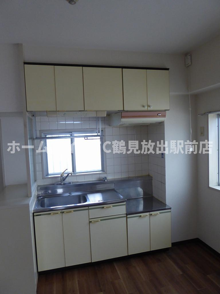 レジデンス鶴美のキッチン