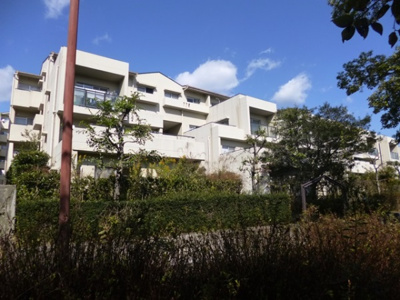 【外観】 | グランドメゾン仰木の里5番館 | 建物外観別角度