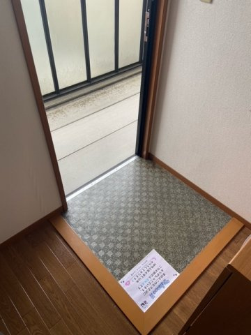 ピュアコートシミズの玄関