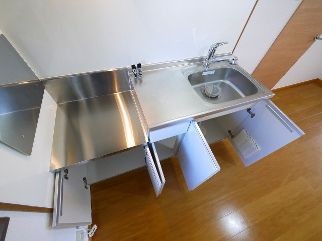 ルミエール４号館のキッチン|キッチンでお料理をお楽しみください