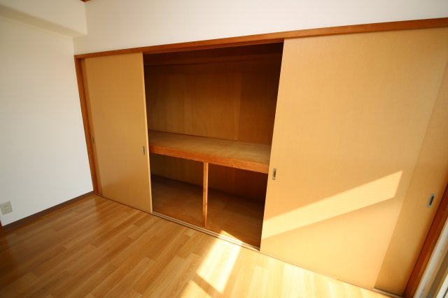 ニューパークメゾン半田の収納