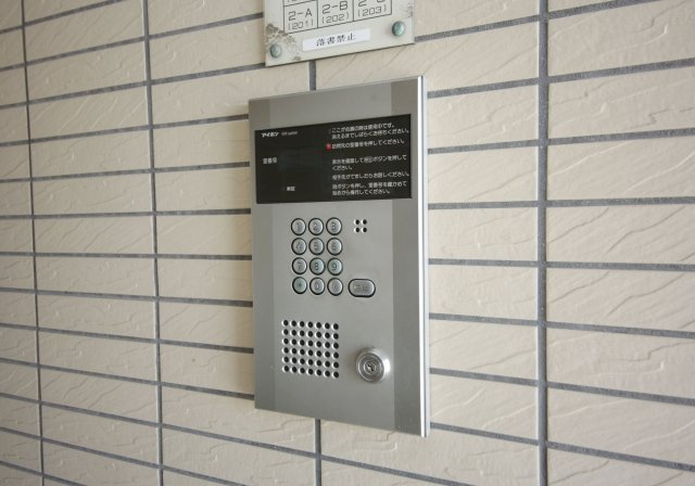 ＣＯＭ’Ｓ二ツ坂のセキュリティ|別部屋同間取りのお写真となります。参考にご覧くださいませ。