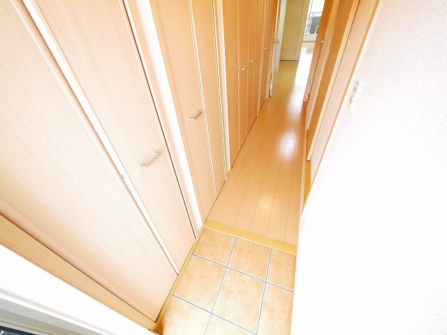 メゾンラフレシールの玄関|落ち着いた玄関です
