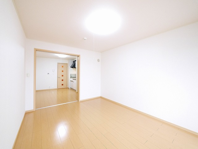 メゾンラフレシールの洋室|広々とした洋室です