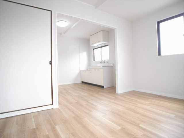 【洋室】 | ベルデハイツ諸福