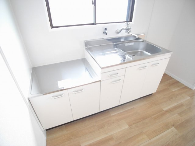 【キッチン】 | ベルデハイツ諸福