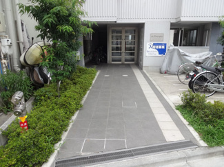 【エントランス】