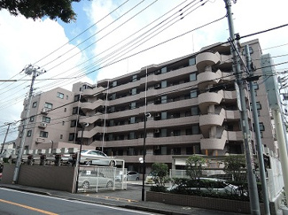 【外観】 | 南東向き角部屋につき陽当り・眺望良好！