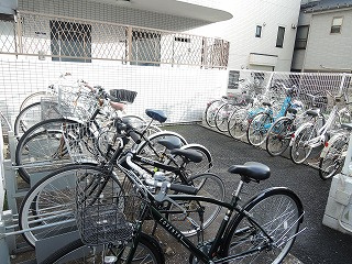 【その他共用部分】 | ピュアシティ子安通 | 自転車置場