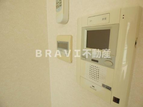 モンサンミッシェル北浜　BRAVI不動産のセキュリティ|【モンサンミッシェル北浜】モニター付きインターホン