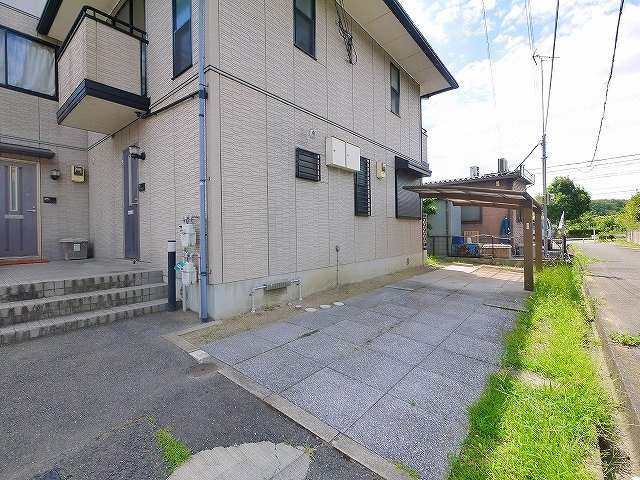 プリンセスコート朱雀Ⅰの駐車場