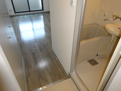 【エントランス】 | アローフィールドつどい