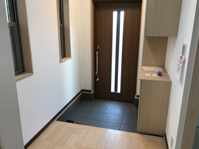 【玄関】 | 吹田市千里山東二丁目戸建借家