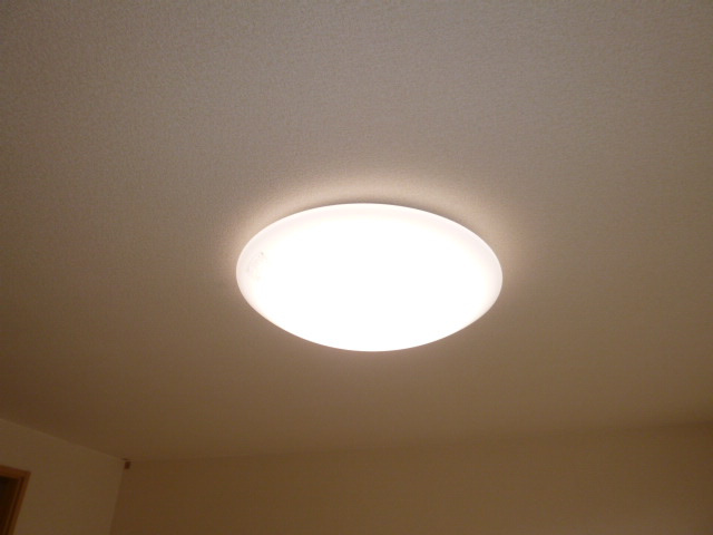 エトレンヌの設備|照明