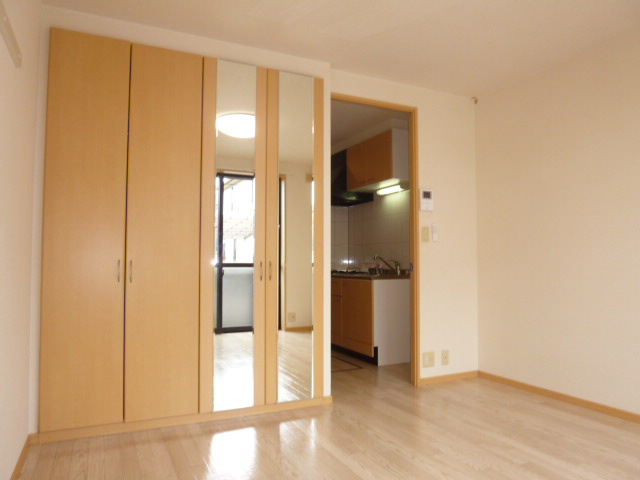 エトレンヌの居間・リビング|洋室