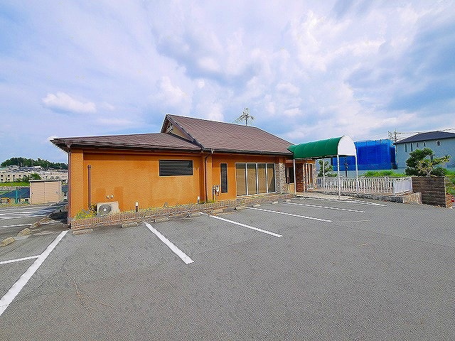 学園大和町1丁目テナントの外観