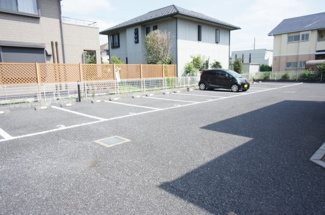 【駐車場】