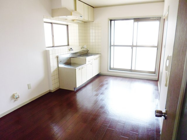 エクセルハイムⅡの居間・リビング