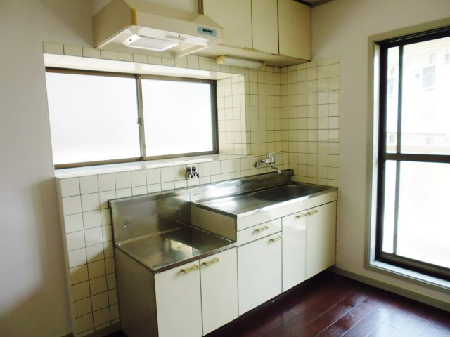 エクセルハイムⅡのキッチン