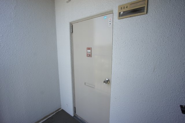 取手マンションの玄関