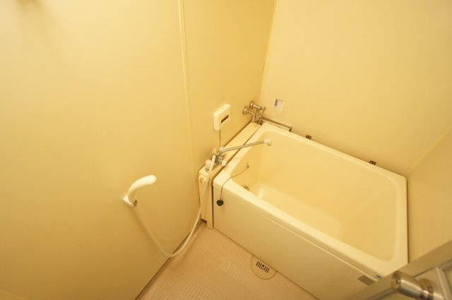 取手マンションの浴室