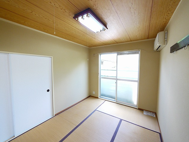 匠ハイツの和室