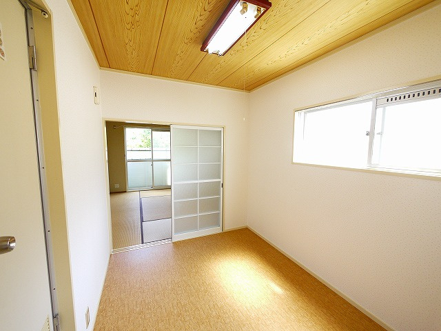 匠ハイツの居間・リビング