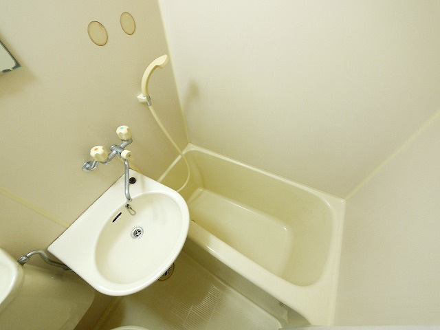 匠ハイツの浴室