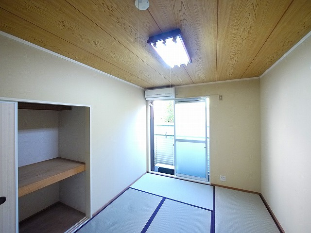 匠ハイツの和室