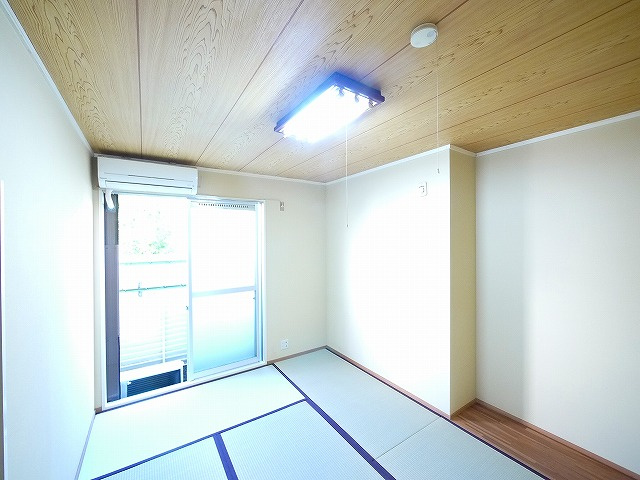 匠ハイツの和室