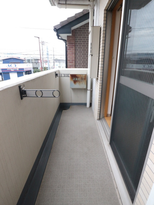 ラティニアのバルコニー